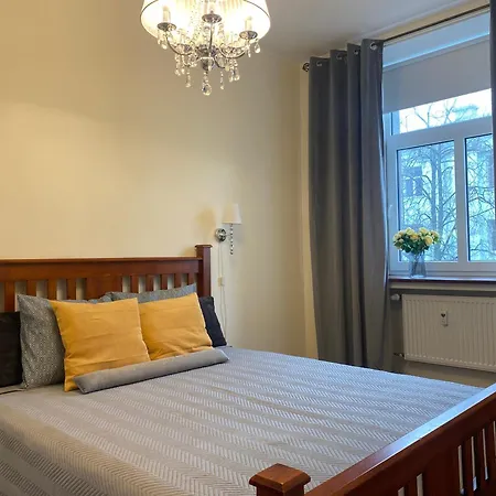 Compass Apartment *